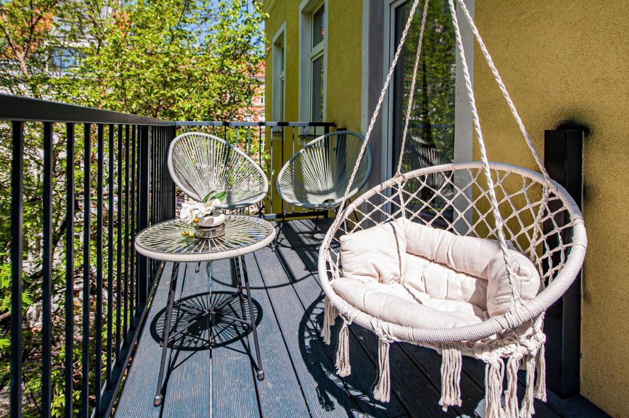 My City Apartment- Vienna Jungle Room Экстерьер фото